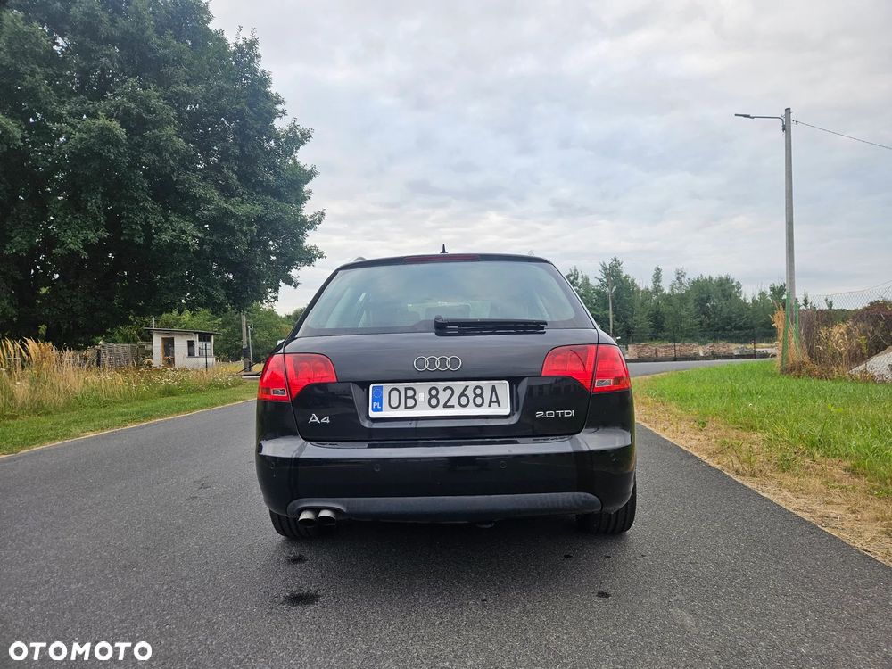 Audi A4 - 8