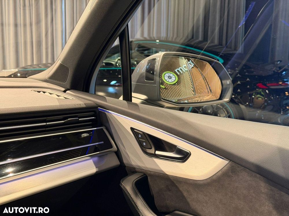 Audi Q7 55 TFSI quattro Tiptronic MHEV S Line - 24