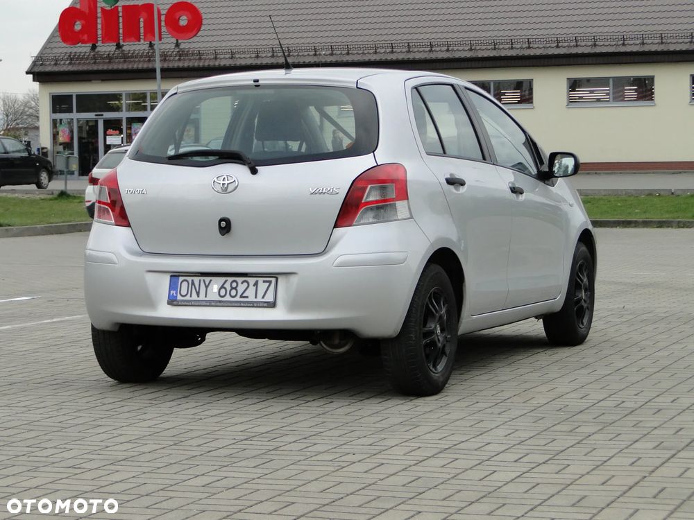 Toyota Yaris 1.0 VVT-i Cool - 4