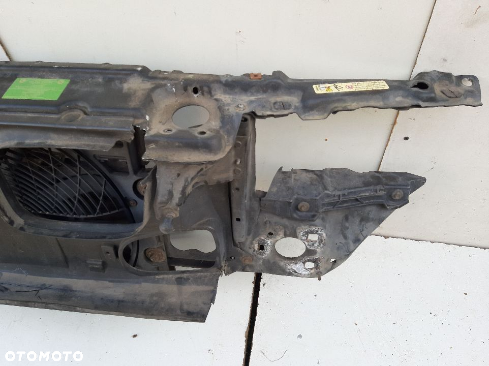 PAS PRZEDNI WZMOCNIENIE WENTYLATOR  BMW E39 BENZYNA 2.2 2.5 3.0 3.5 - 4