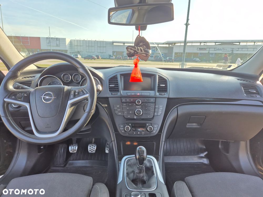 Opel Insignia 1.6 Turbo Edition - 10