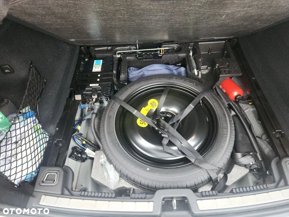 Volvo XC 60 B4 D AWD Ultimate Dark - 23