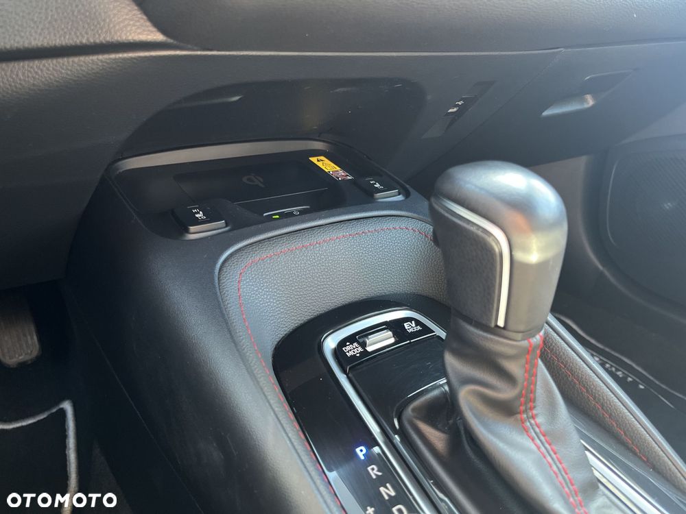 Toyota Corolla 2.0 Hybrid GR Sport - 14