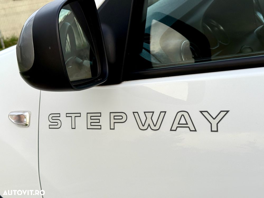 Dacia Logan Stepway 0.9 TCe - 25