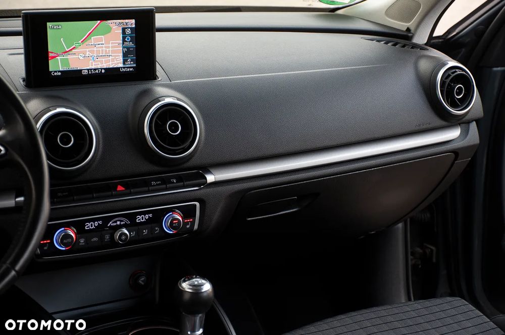 Audi A3 Sportback 2.0 TDI (clean diesel) Ambiente - 29