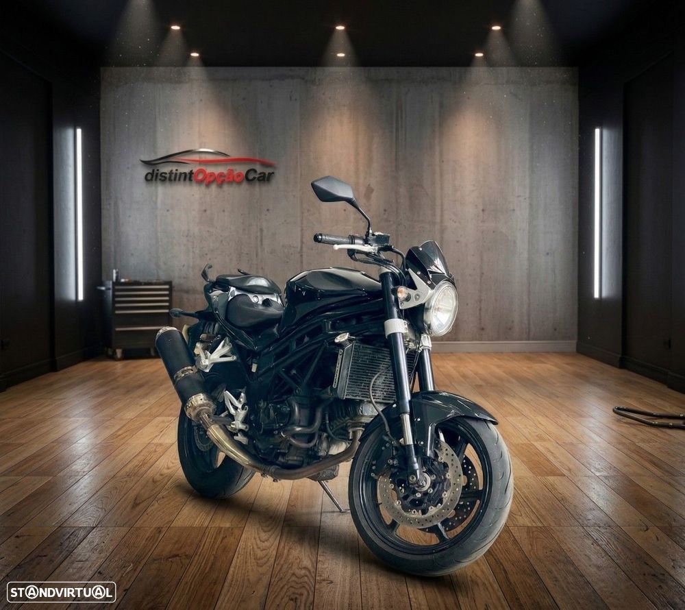 Hyosung GT 650 EFI V-TWIN - 1