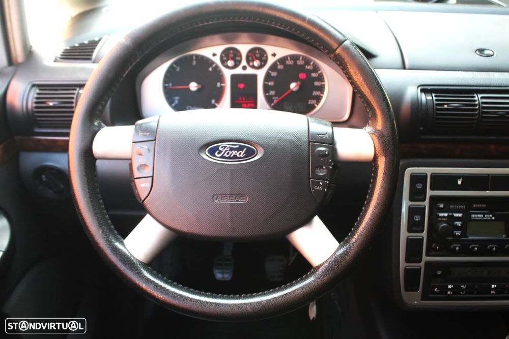 Ford Galaxy TDI Ghia - 31