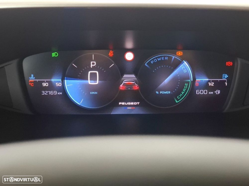 Peugeot 408 - 9