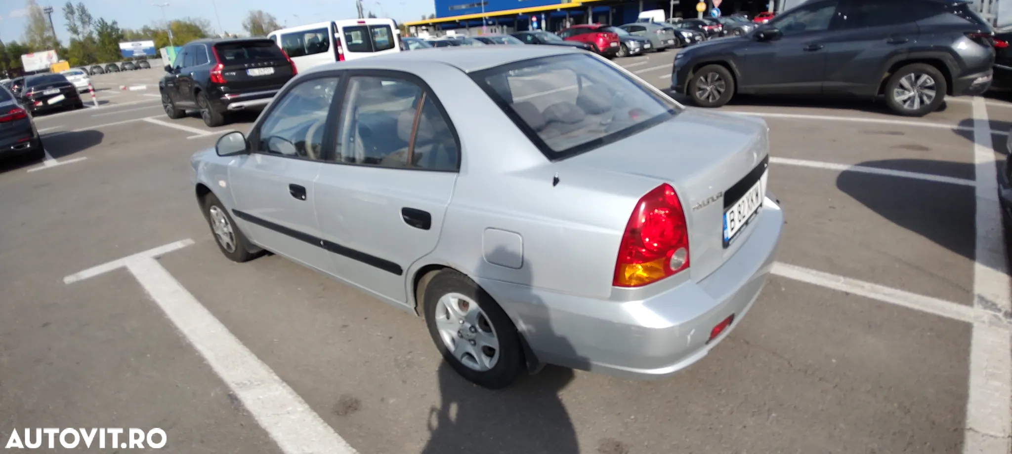 Hyundai Accent 1.3i - 6