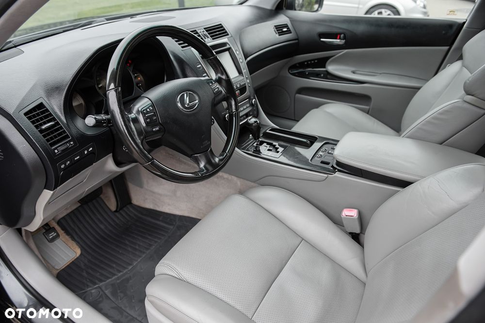 Lexus GS 300 Executive Line - 17
