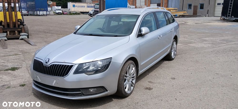 Skoda Superb 2.0 TDI Green tec 4x4 DSG Elegance - 1
