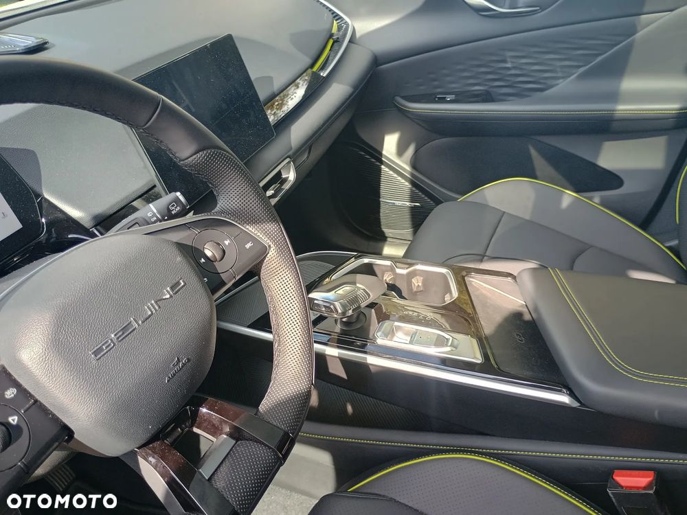 BAIC 5 1.5T Comfort DCT - 15