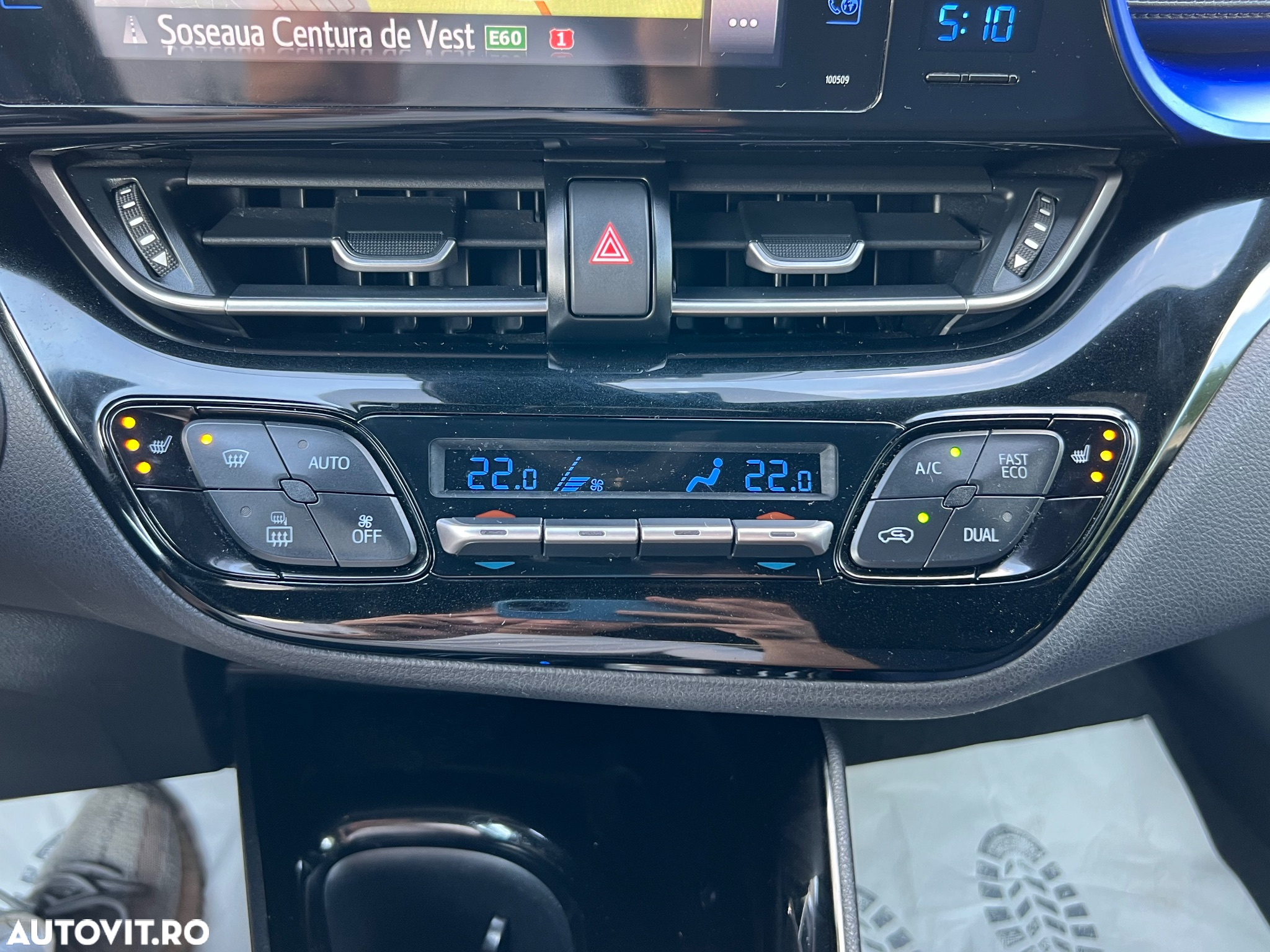 Toyota C-HR 1.8 HSD 122 CP 4x2 CVT C-ult Style bi-tone - 19