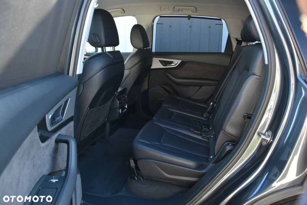 Audi SQ7 4.0 TDI Quattro Tiptronic - 18