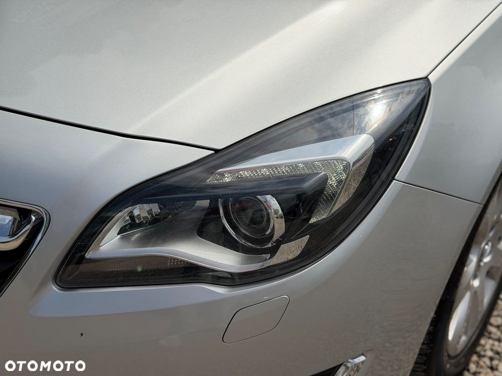 Opel Insignia - 10