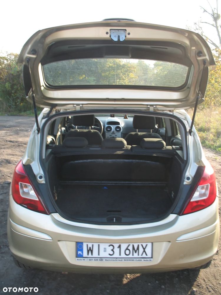 Opel Corsa - 8