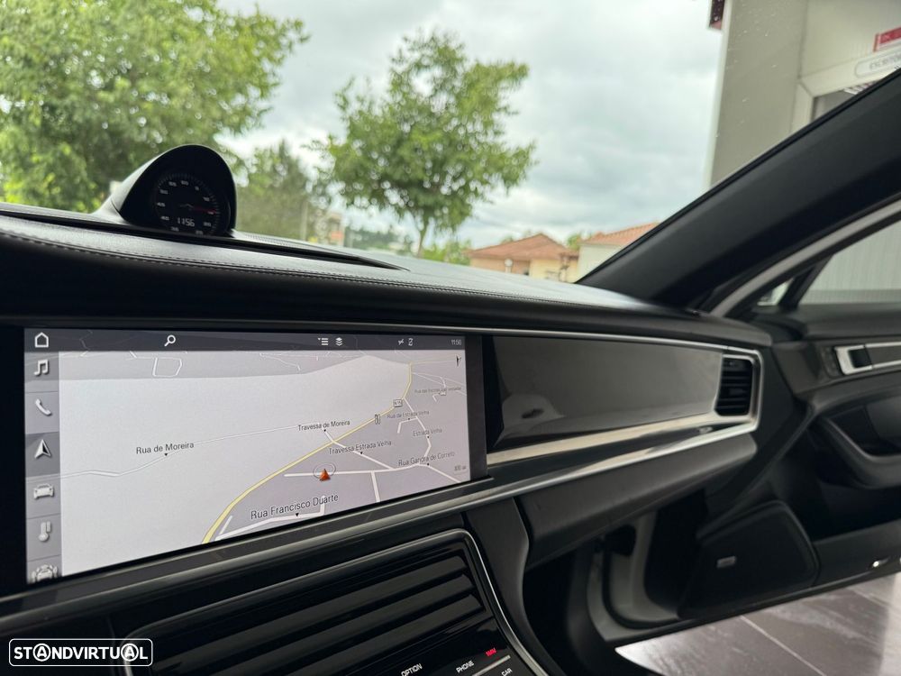 Porsche Panamera 4 S - 30