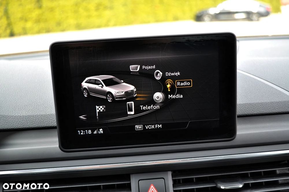 Audi A4 Avant 2.0 TDI Design - 22