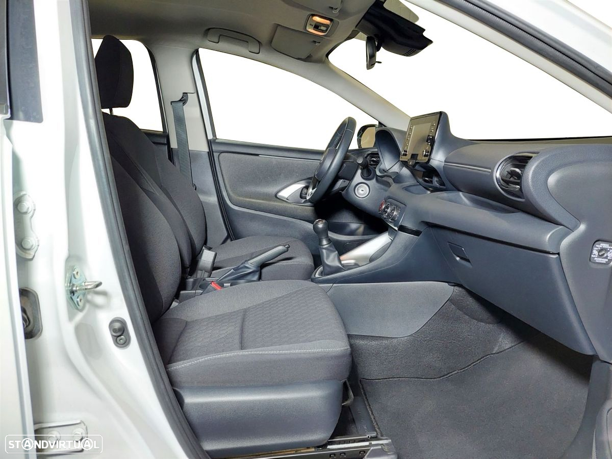 Toyota Yaris 1.0 VVT-i Comfort Plus - 6