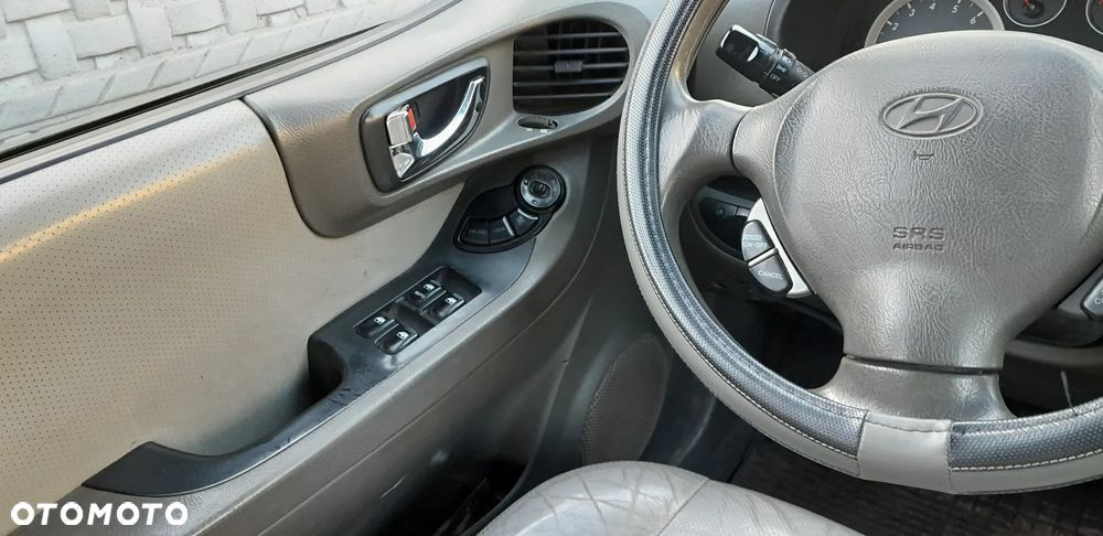 Hyundai Santa Fe 2.4 GLS 2WD - 9