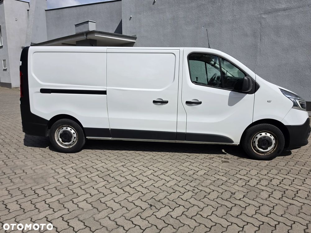 Renault TRAFIC - 2