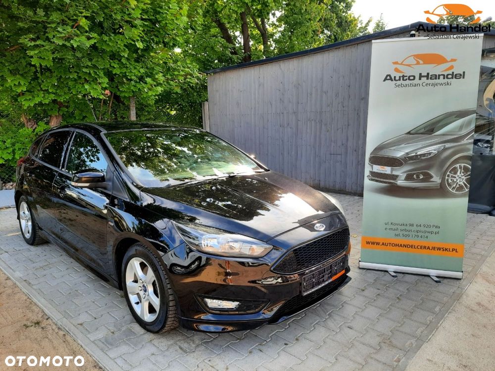Ford Focus 1.0 EcoBoost ST-Line Black ASS