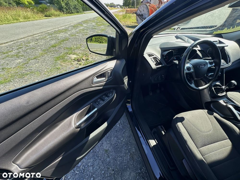 Ford Kuga 2.0 TDCi 2x4 SYNC - 17