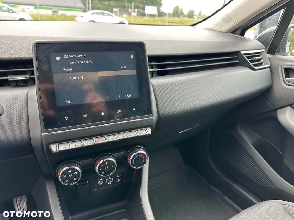 Renault Clio - 10