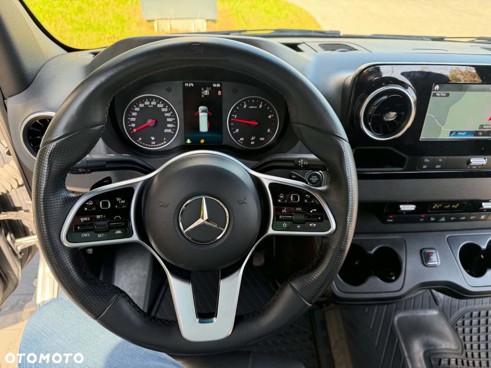 Mercedes-Benz Sprinter - 9