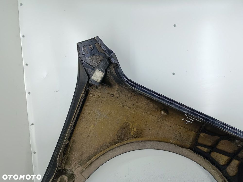 BŁOTNIK LEWY PRZÓD VW TOUAREG I LC9Z - 9