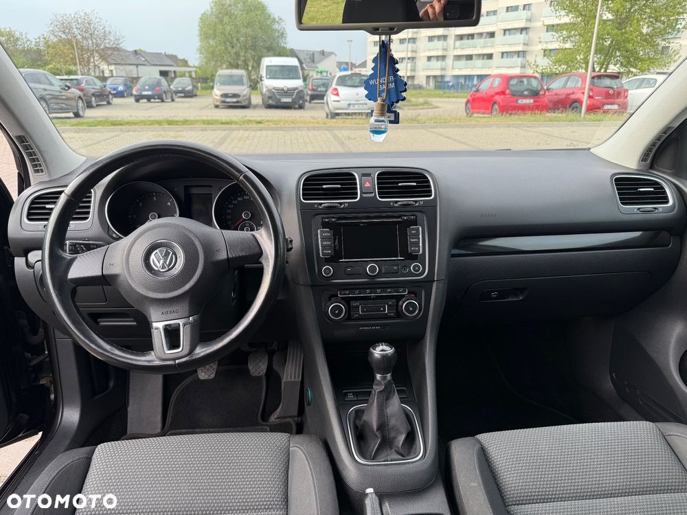 Volkswagen Golf 1.6 TDI DPF Comfortline - 12