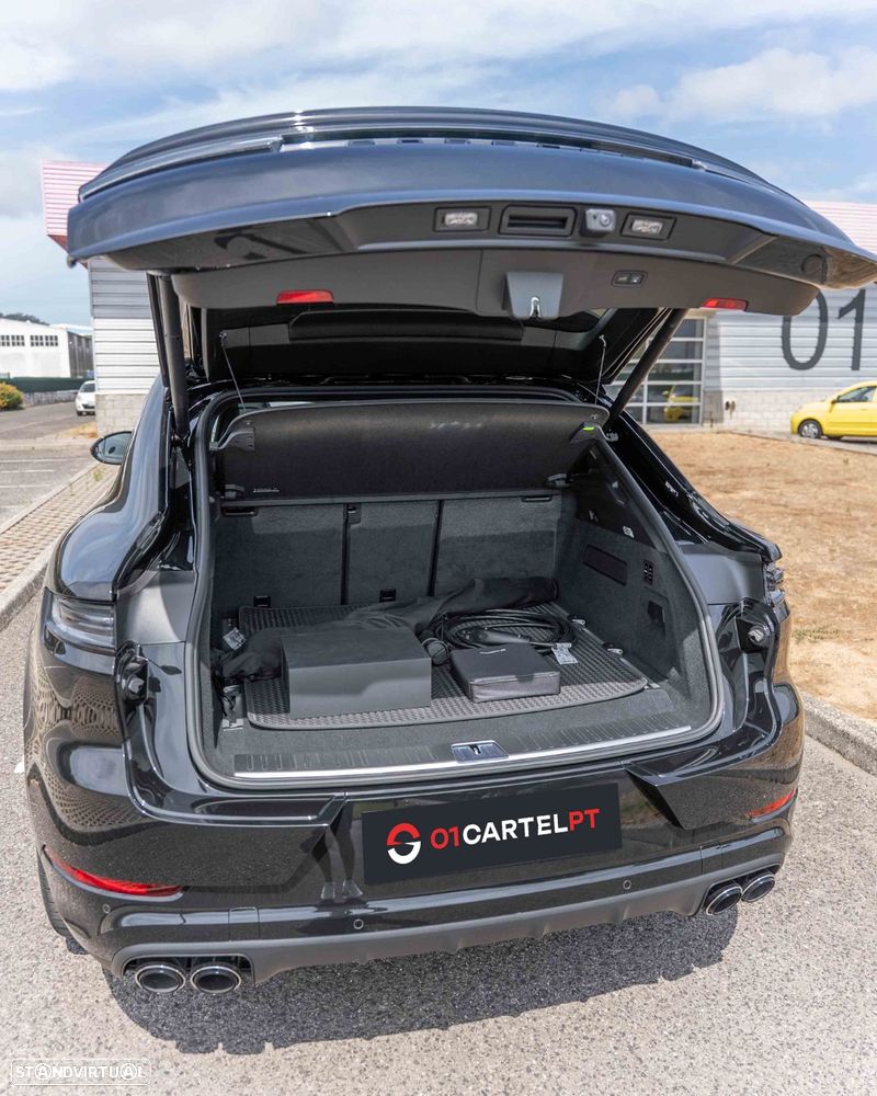 Porsche Cayenne Coupé S E-Hybrid - 33