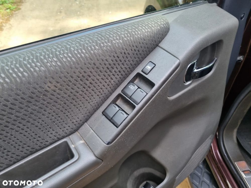 Nissan Pathfinder 2.5 dCi Platinum - 14