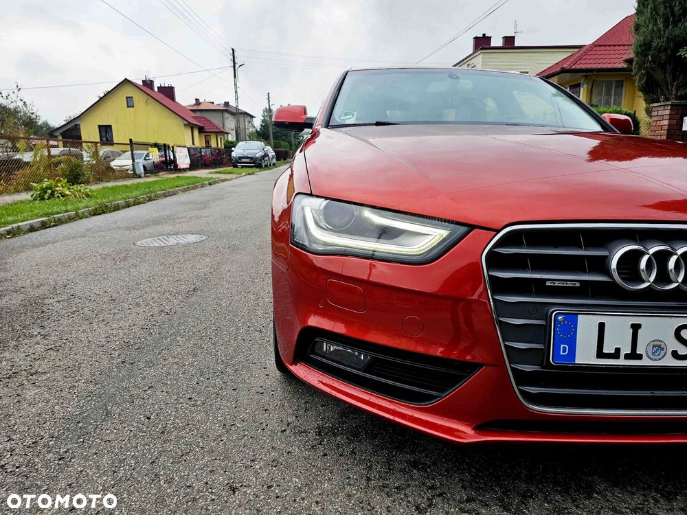 Audi A4 Avant 2.0 TDI DPF quattro S tronic S line Sportpaket - 3