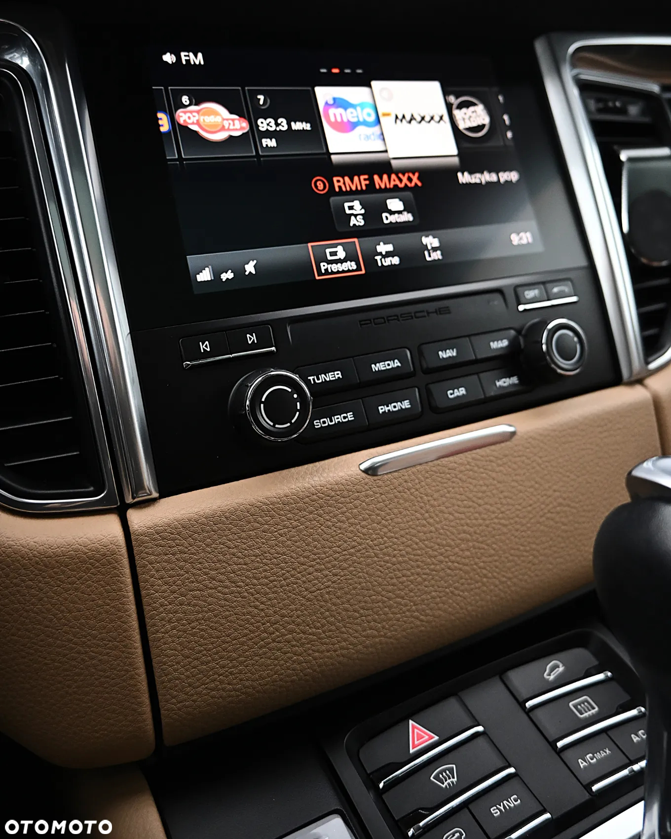Porsche Macan Standard - 24