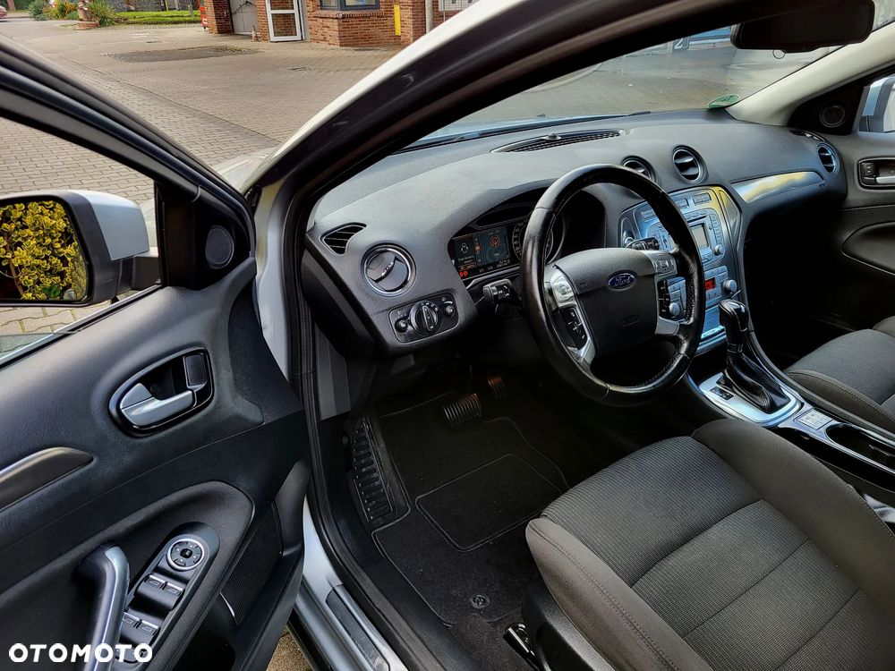Ford Mondeo 2.0 TDCi Titanium - 9