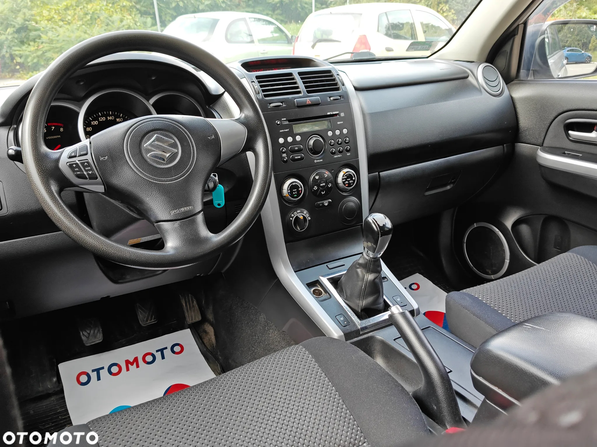 Suzuki Grand Vitara 2.0 - 15