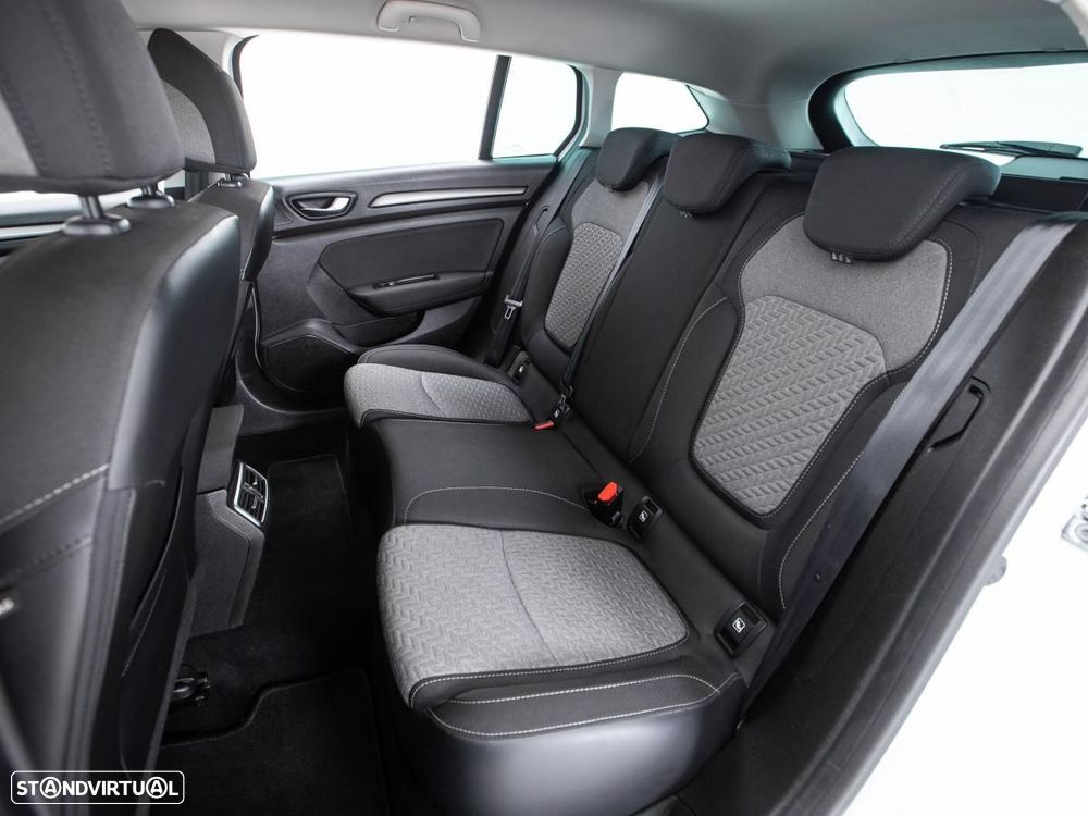 Renault Mégane Sport Tourer 1.5 Blue dCi Limited — fotografia 9