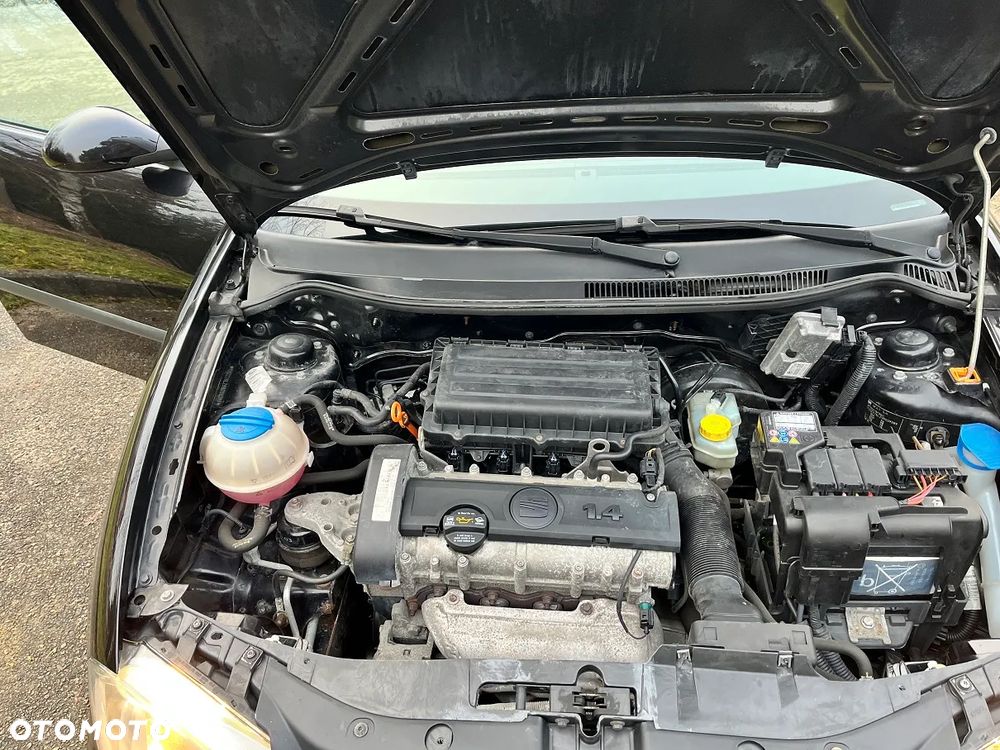 Seat Ibiza 1.4 16V Sport - 16