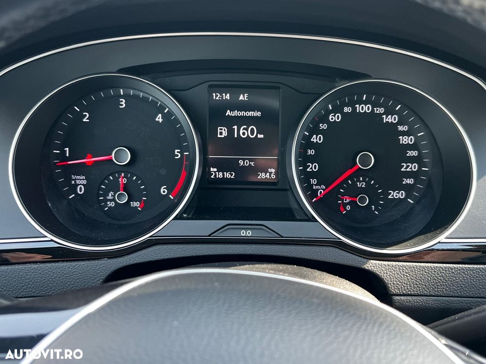 Volkswagen Passat 1.6 TDI (BlueMotion Technology) Comfortline - 8