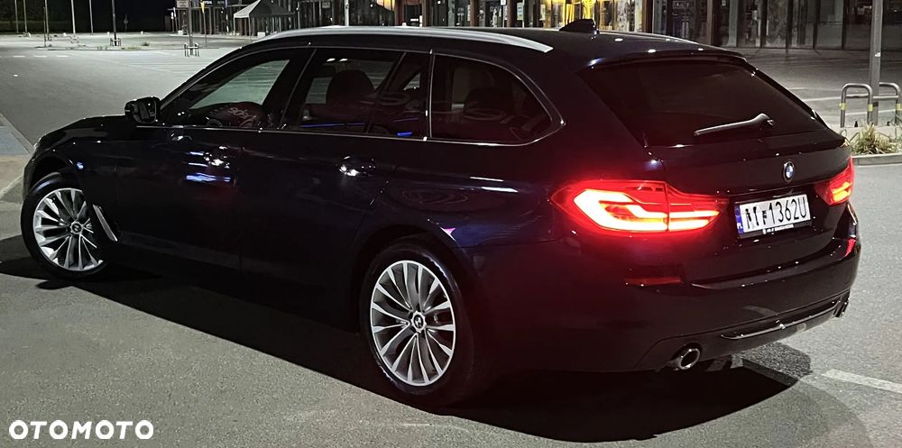 BMW Seria 5 520d Luxury Line sport - 35