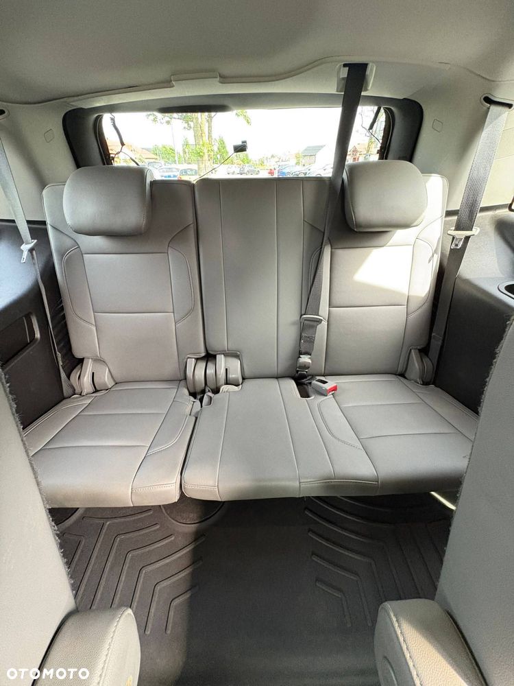 Chevrolet Tahoe - 10