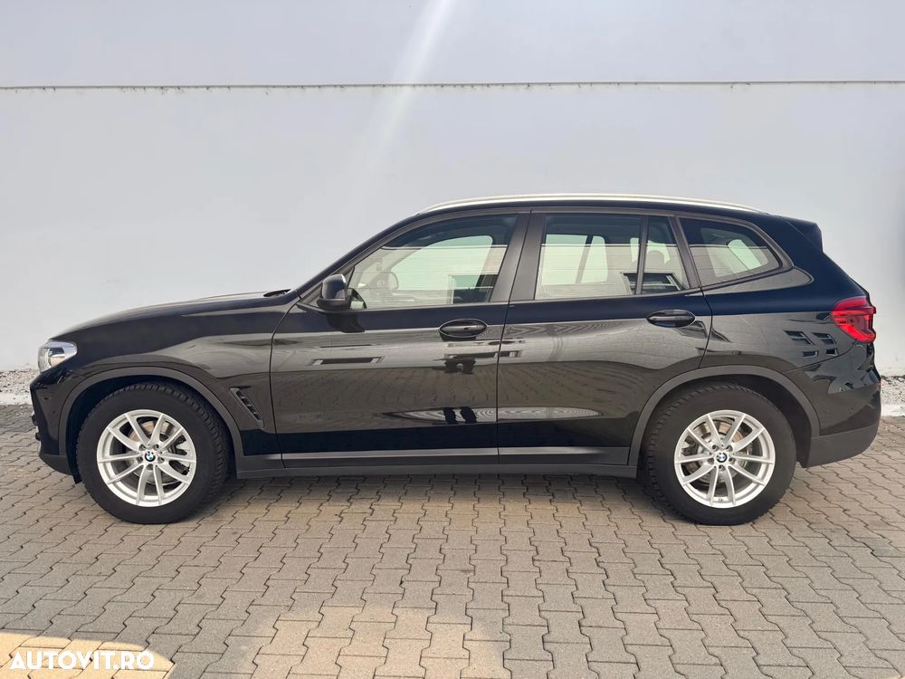 BMW X3 xDrive20d AT Luxury Line - 2