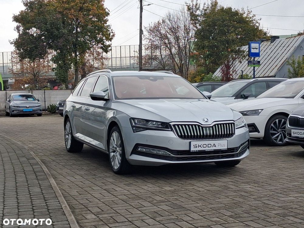 Skoda Superb 2.0 TDI SCR Style DSG - 38