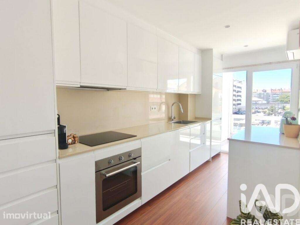 Apartamento T3 em Benfica de 136,00 m2 - Grande imagem: 5/13
