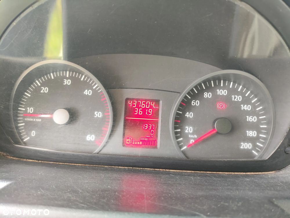 Volkswagen CRAFTER - 8