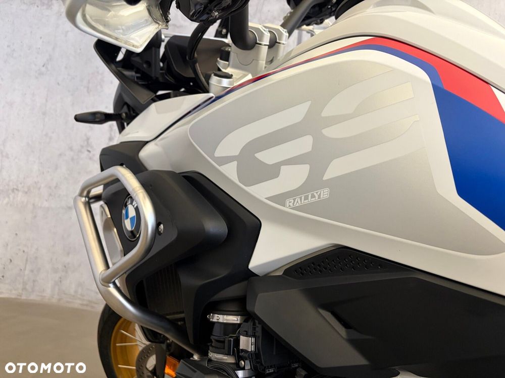 BMW R - 9
