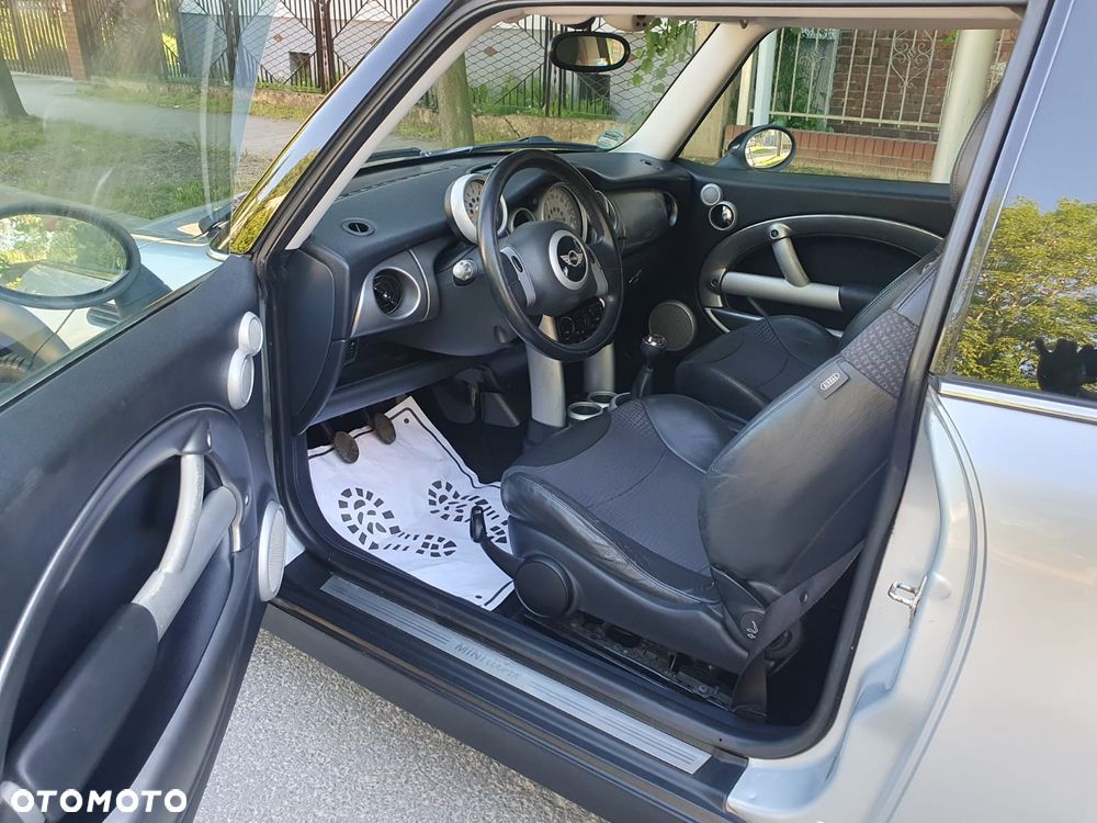 MINI Cooper Seven - 13