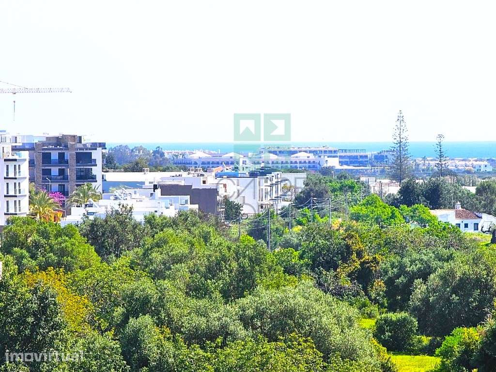 Apartamento T1 novo, varandas, terraço no topo, parqueamento para 1... - Grande imagem: 4/15