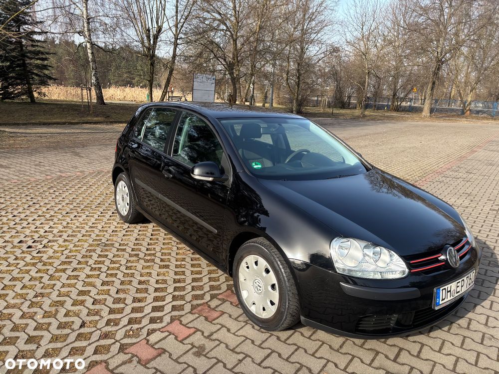 Volkswagen Golf - 10